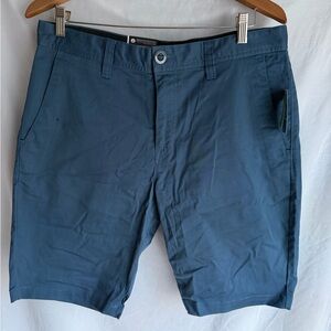 NWT Volcom Repreve Mens 34x10 Khaki Frickin Modern Straight Shorts Regular Blue